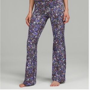 lululemon Groove SHR Pant